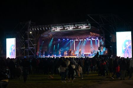 Sigue realizándose la 32ª Edición de la Fiesta Nacional de la Cereza en Los Antiguos