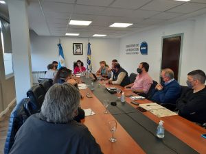 El Gobierno Provincial concretó mesa de trabajo para avanzar en acciones concretas relacionadas a las centrales hidroeléctricas