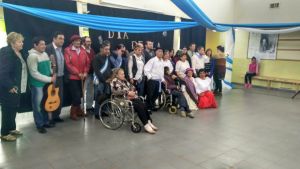 Adultos Mayores celebraron el Día de la Tradición