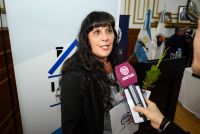 Marcela Avila, una de las beneficiarias de terreno después de diez años de espera. 