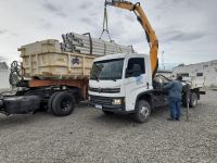 Servicios Públicos envió materiales para obras en Gobernador Gregores y Lago Posadas