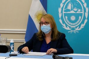 Alicia: “Me siento muy orgullosa de que lleves bien alta la bandera de la función y el género”