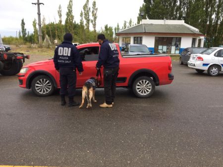 La Policía de Santa Cruz realizó operativos de prevención en la Fiesta Nacional del Robalo