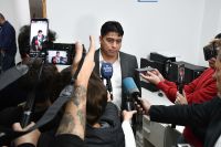 Histórico en Santa Cruz: Vidal celebró el acuerdo con los gremios para que empiecen las clases el próximo lunes