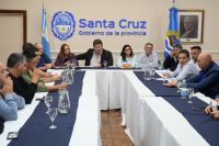 Pesca: el Gobierno Provincial consolidó una nueva mesa de diálogo con empresas y gremios