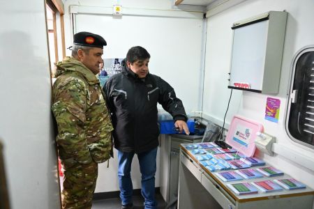 Autoridades de Salud y del Ejército Argentino recorrieron los dispositivos de atención en El Chaltén