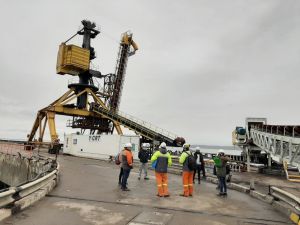 Trabajo inspeccionó el muelle “Presidente Arturo Illia”