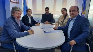 Servicios Públicos firmó convenio con la UBA