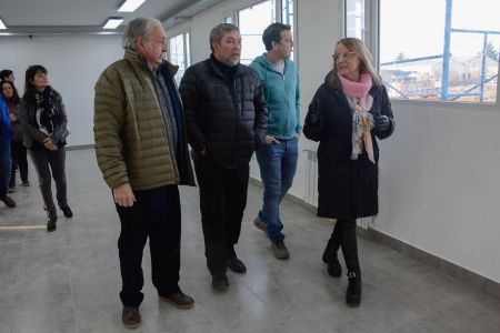 Alicia recorrió la obra del nuevo edificio del Consejo Agrario Provincial