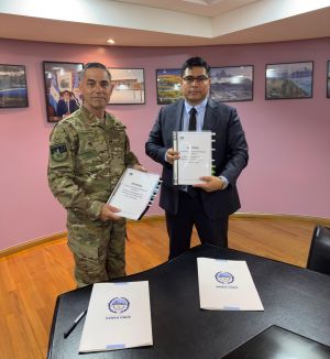 Después de 30 años sin resolución, el gobernador Vidal cerró un acuerdo con el Ejército para ordenar tierras en Río Gallegos