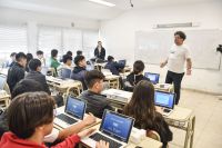 Dieron a conocer a estudiantes secundarios el Plan Nacional de Inclusión Digital Educativa