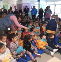 El Jardín de Infantes N° 58 recibió charla sobre el cuidado para la mejora ambiental