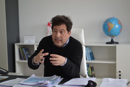 Busquet: “Es muy importante que los ofrecimientos públicos de los cargos docentes vuelvan a ser presenciales”