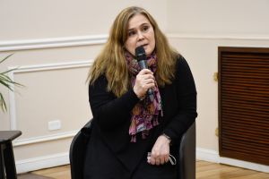 Vessvessian: “Es importante presentar este reconocimiento a las mujeres”
