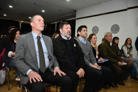 Álvarez: “Estas jornadas de debate enriquecen, potencian y nos siguen señalando el camino de la producción y el trabajo”