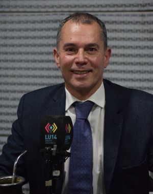 Álvarez: “No se trata solo de votar leyes sino de defender los recursos de la provincia”