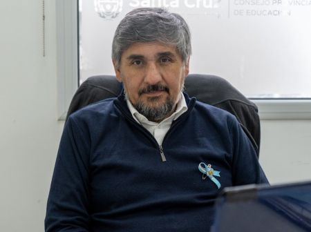 Barrientos: "No es lógico, en un año y medio tener que cambiar más de 100 equipos de calefacción en las escuelas”