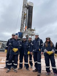 Autoridades del Instituto de Energía recorrieron instalaciones de Tecpetrol en Vaca Muerta