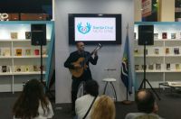 La música de Juan Villarreal llegó a la Feria Internacional del Libro