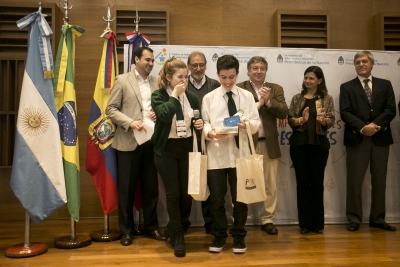Premiaron a la Escuela Industrial 1 de Caleta Olivia en la Feria Internacional de Emprendedorismo