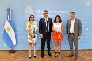 La provincia mantuvo una reunión con autoridades nacionales de la Economía y Minería