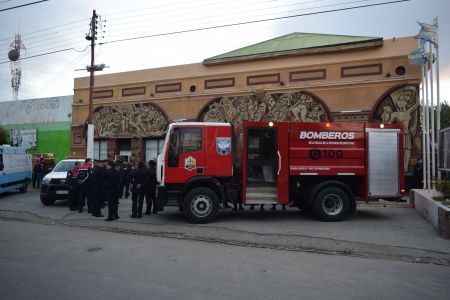 Piedra Buena cuenta con una nueva autobomba