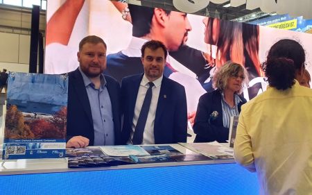 Santa Cruz promociona sus destinos en la Feria Internacional de Berlín