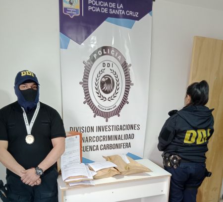 noticiaspuertosantacruz.com.ar - Imagen extraida de: https://noticias.santacruz.gob.ar/gestion/ministerio-de-seguridad/item/31818-caso-de-abuso-sexual-dos-personas-detenidas-y-secuestro-de-elementos-claves