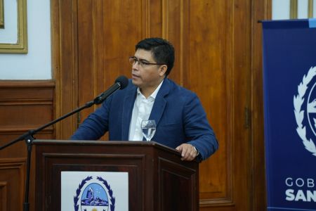 Gobernador Claudio Vidal