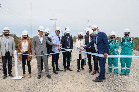 Alicia encabezó la inauguración del Parque Eólico en Cañadón Seco