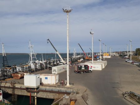 Continúa en crecimiento el movimiento de los puertos de Santa Cruz