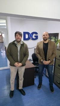  Maximiliano Gómez y el intendente Juan Manuel Bórquez