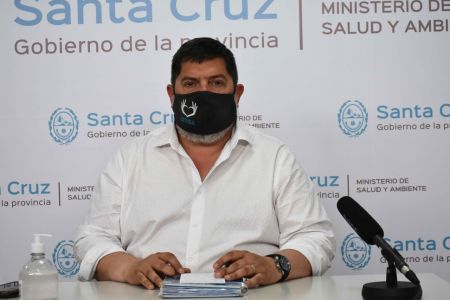 Verbes: “En el tráiler institucional de Salud se realizan hisopados y la vacunación contra COVID de 16:00 a 20:00”