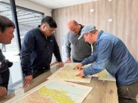 Vidal continúa su agenda de trabajo en Perito Moreno y encabeza recorrida por el Río Fénix para ordenar el uso del agua