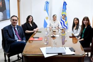 Articulan acciones para fortalecer el Sistema de Salud de Santa Cruz
