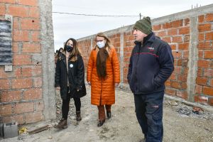 Alicia: “Estamos trabajando para que todos los terrenos se entreguen con servicios”