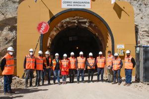 Autoridades Provinciales junto al ministro Kulfas recorrieron las áreas productivas de Puerto San Julián