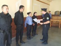 Idoneidad y Entrega de Arma Reglamentaria a efectivos de la Policía de Santa Cruz