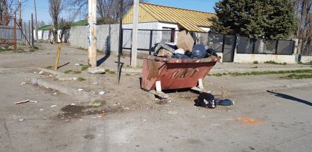 IDUV realiza la primera jornada de limpieza urbana en Río Gallegos