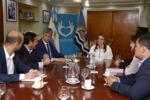 Alicia recibió a representantes de Newmont