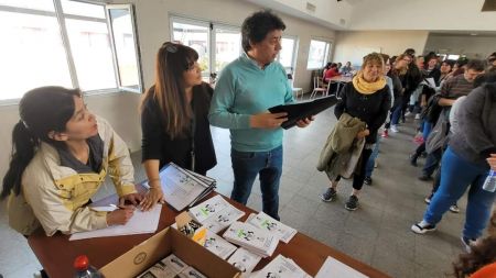 Equipos del Gobierno de Santa Cruz concretaron acciones territoriales informativas sobre tarifas energéticas en Calera Olivia