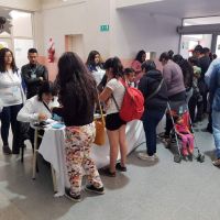 Se concretó la primera jornada de entregas de tarjetas alimentarias en Caleta Olivia