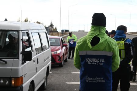 Fiesta Nacional del Lago: Intensificaron controles en ruta y accesos a El Calafate