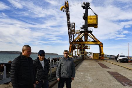 Álvarez: “Tenemos que buscar la posibilidad de que haya inversiones privadas y la radicación de industria en Santa Cruz”