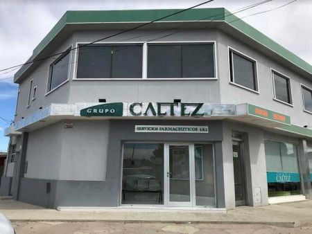 La farmacia santacruceña “Caltez” es la primera de la provincia en incorporar un robot farmacéutico