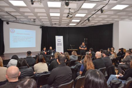 Capacitacion en RCP para agentes públicos