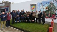 Seguridad presentó un mural homenajeando a los héroes de Malvinas
