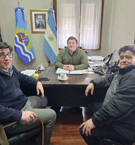 Luxen recibió al vocal electo por los activos en la Caja de Servicios Sociales