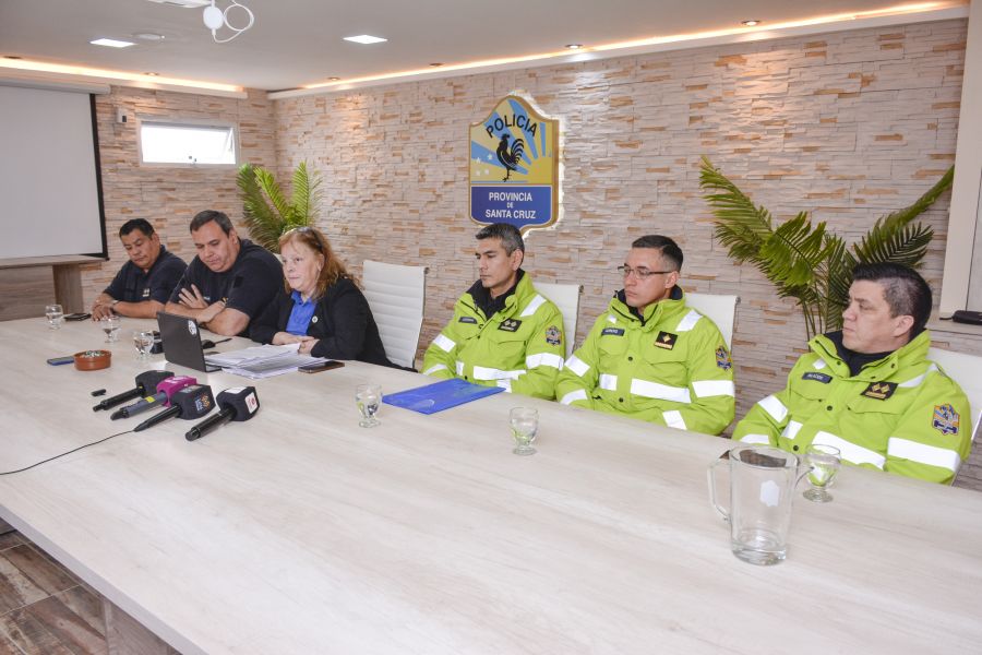 Comenz&oacute; el Operativo &ldquo;Verano Vivo 2025-2026&rdquo; con el objetivo de reforzar la seguridad vial en Santa Cruz