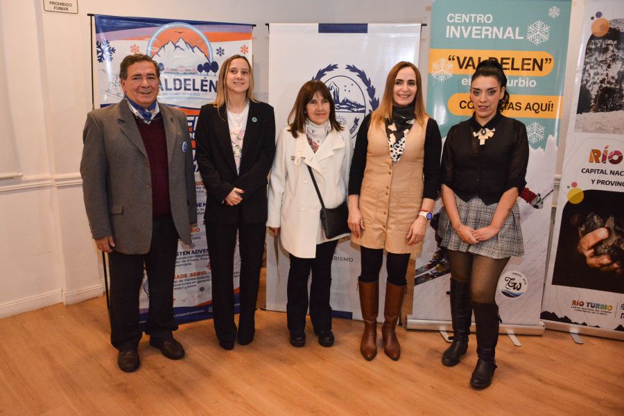 Invierno en la Cuenca: promocionaron los atractivos tur&iacute;sticos y las propuestas del Centro de Esqui Valdelen